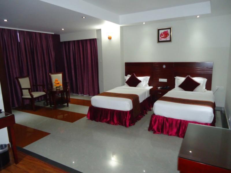 Hotel Hiton Perintalmanna Exterior photo
