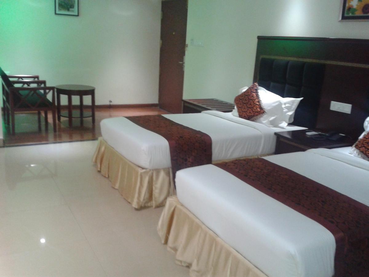 Hotel Hiton Perintalmanna Room photo